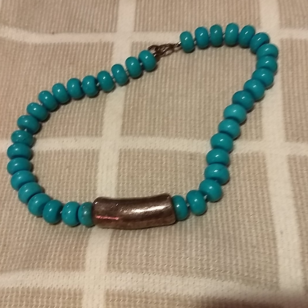 Beaded necklace